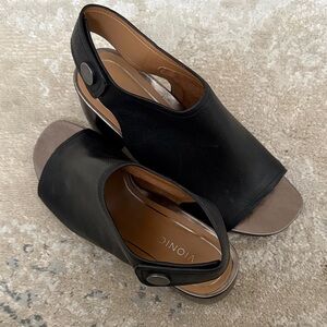 Vionic Valencia Black Heeled Sandals